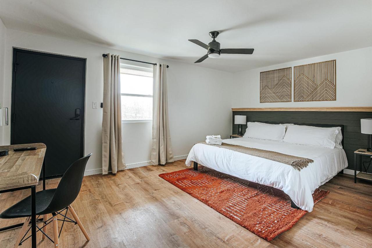 Grey Pine Lodge Waynesboro Zimmer foto