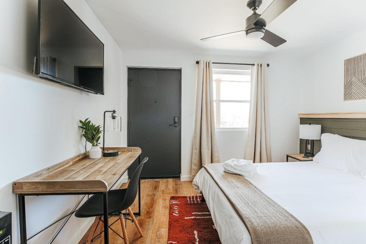 Grey Pine Lodge Waynesboro Zimmer foto
